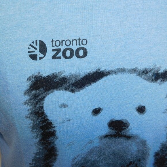 2015 Toronto Zoo Newborn Juno Polar Bear Blue Graphic T Shirt Mens M - Picture 4 of 6